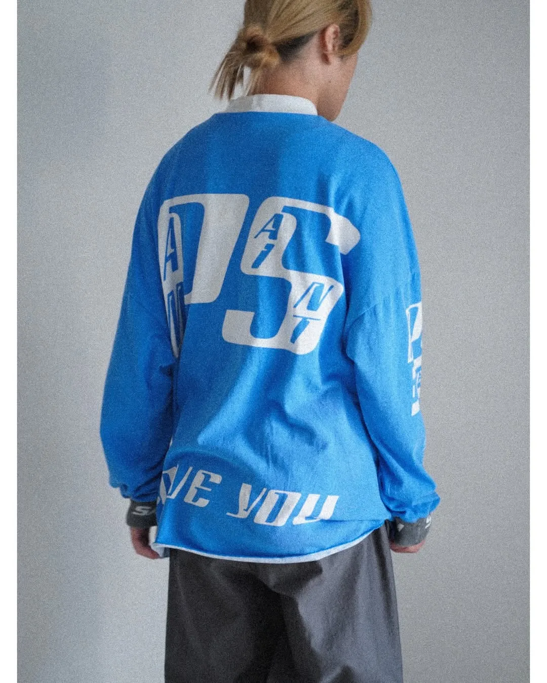 SAINT Mxxxxx Make the printing look distressed and white. Correct accessories. Customized co-branded model with P.A.M. wash mark.